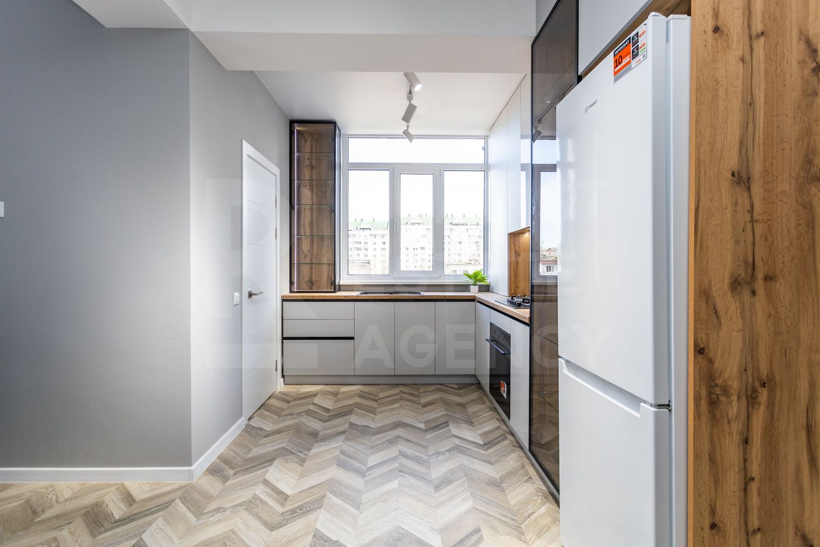 Vânzare, apartament, 2 camere, strada Gheorghe Madan, Poșta Veche - Poză 2