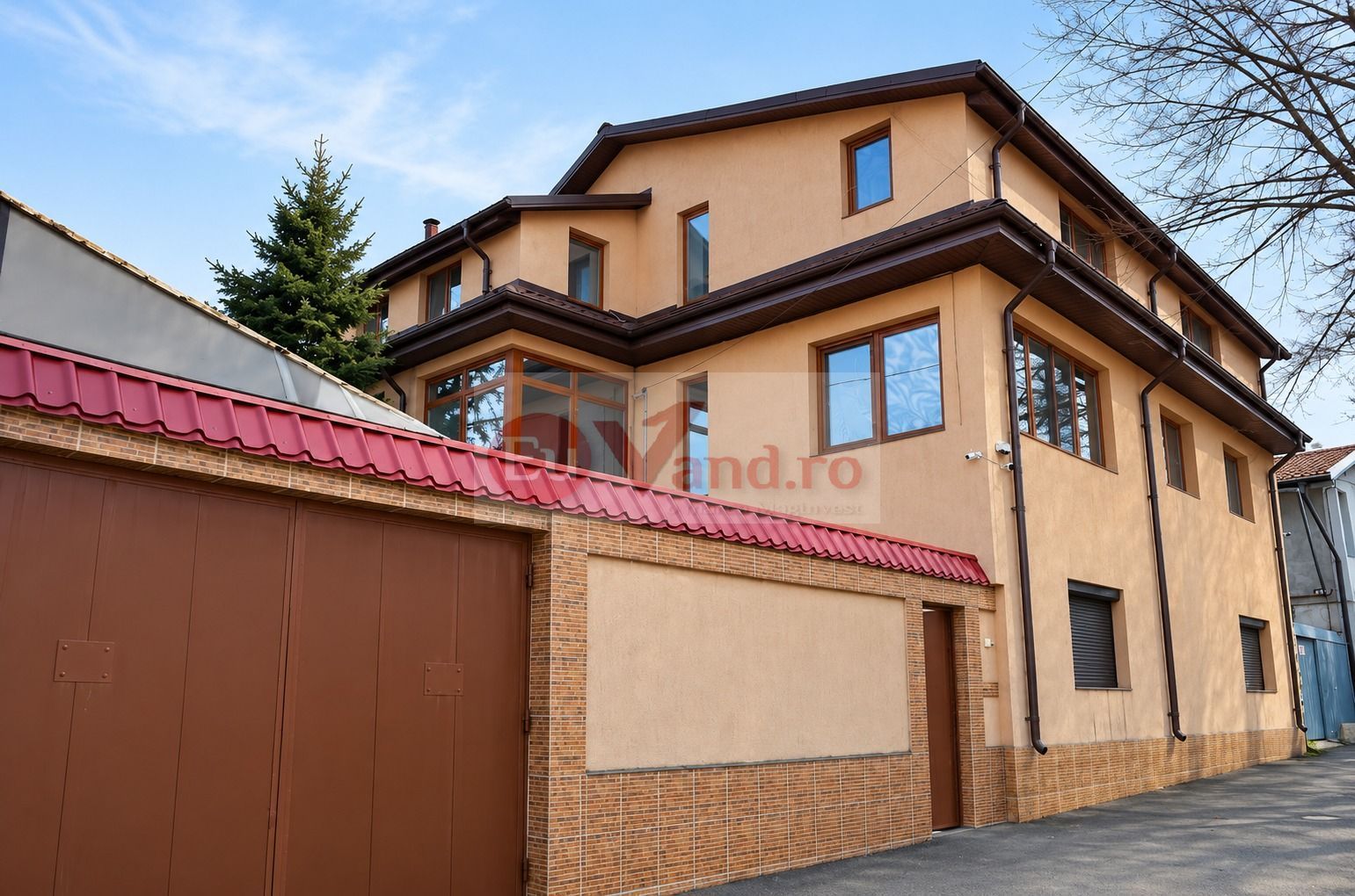 Vila D+P+1+M, zona Spitalul Militar, Galati – 420 mp construiti – 349.000 E - Poză 1