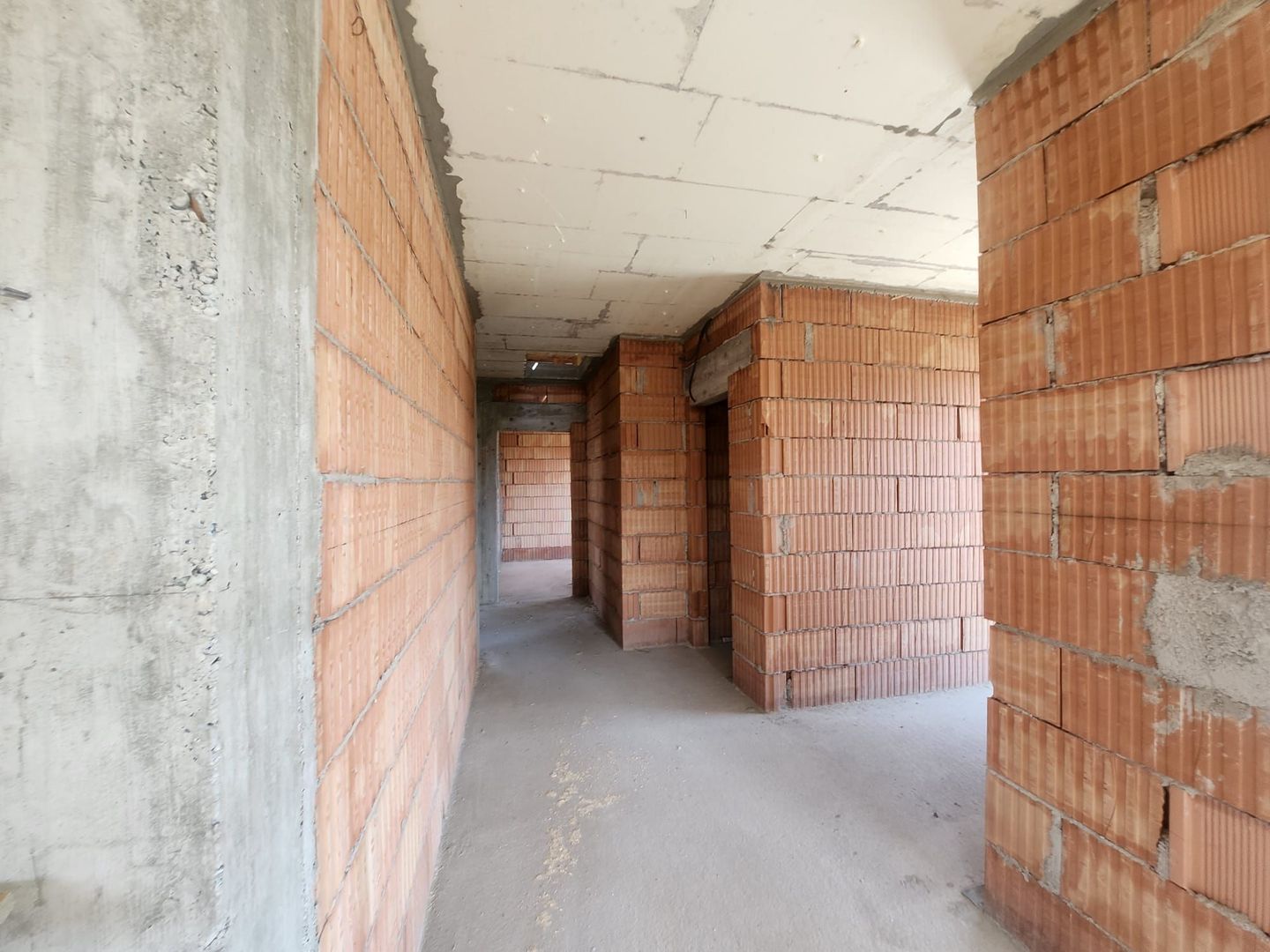 Casa noua de vanzare Smeura 185 K - Poză 9