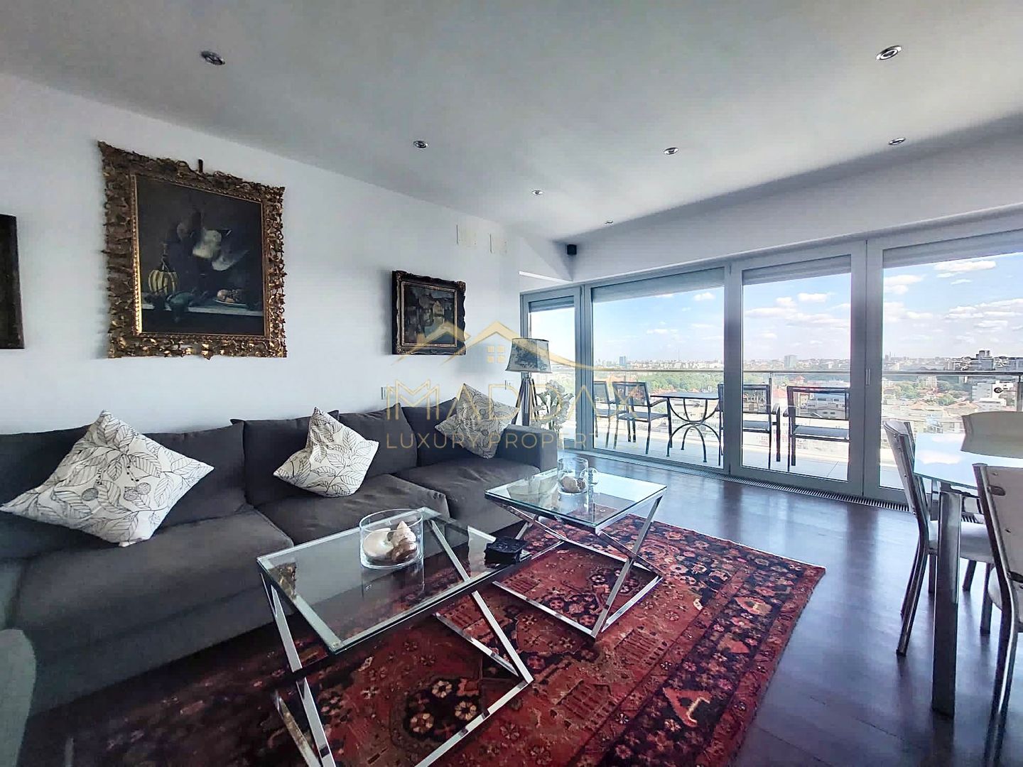 Apartament cu 3 camere  *102 mp + terasa 24mp* // Kiseleff - Poză 1
