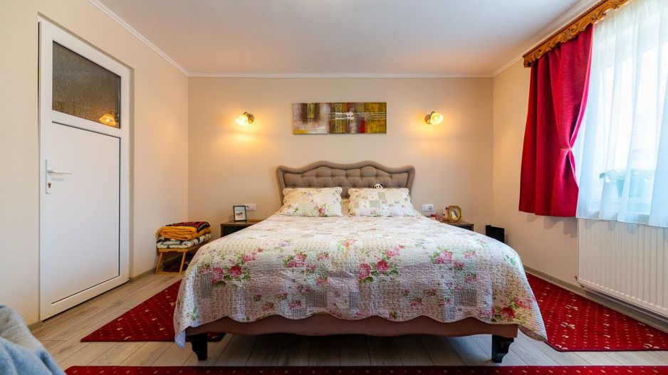 Casa + Pensiune deosebita - Orlat, Sibiu - Poză 6
