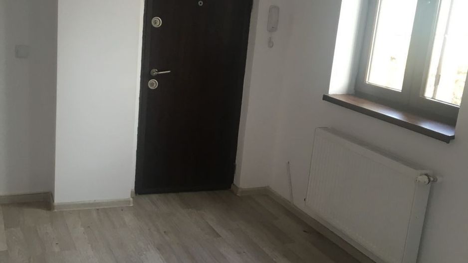 Închiriez apartament 3 camere nemobilat, Unirii, destinat birouri - Poză 7