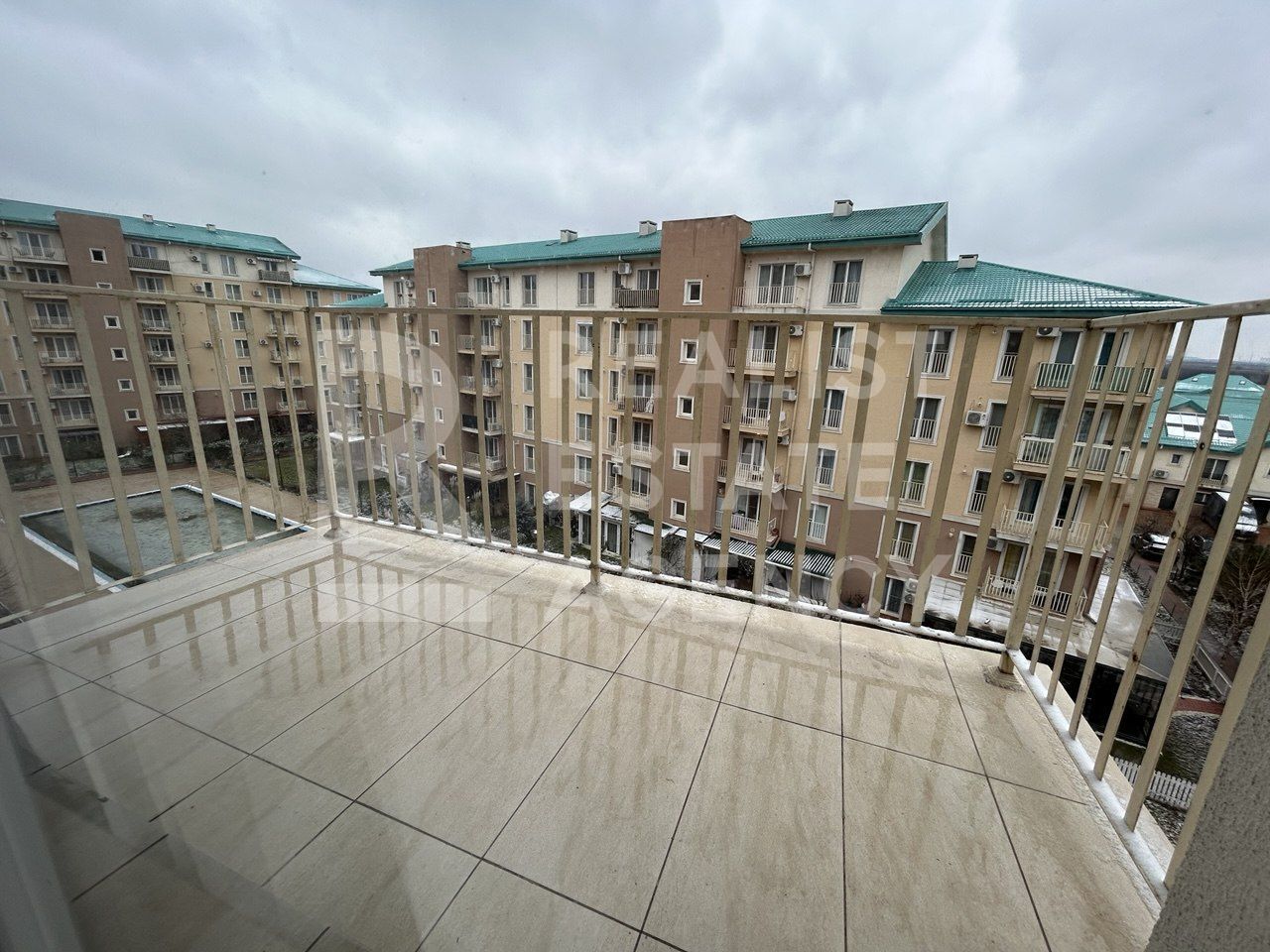 Apartament modern cu 2 camere, Cosmopolis, mobilat și utilat, parcare - Poză 10