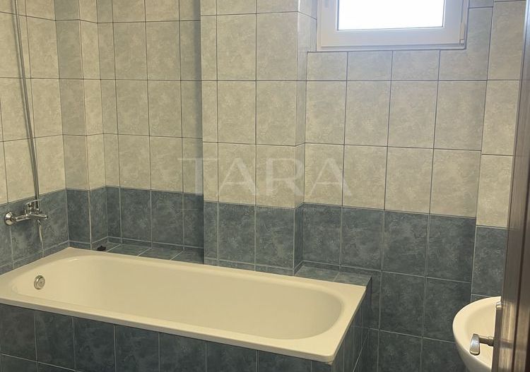Spațiu și confort – apartament cu 3 camere în zona Mehedinți. - Poză 5