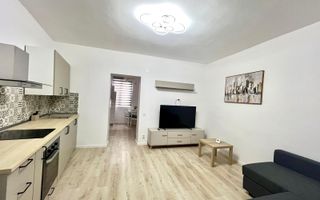 Studio renovat complet 36mp la 3 minute Metrou Muncii - Poză 2