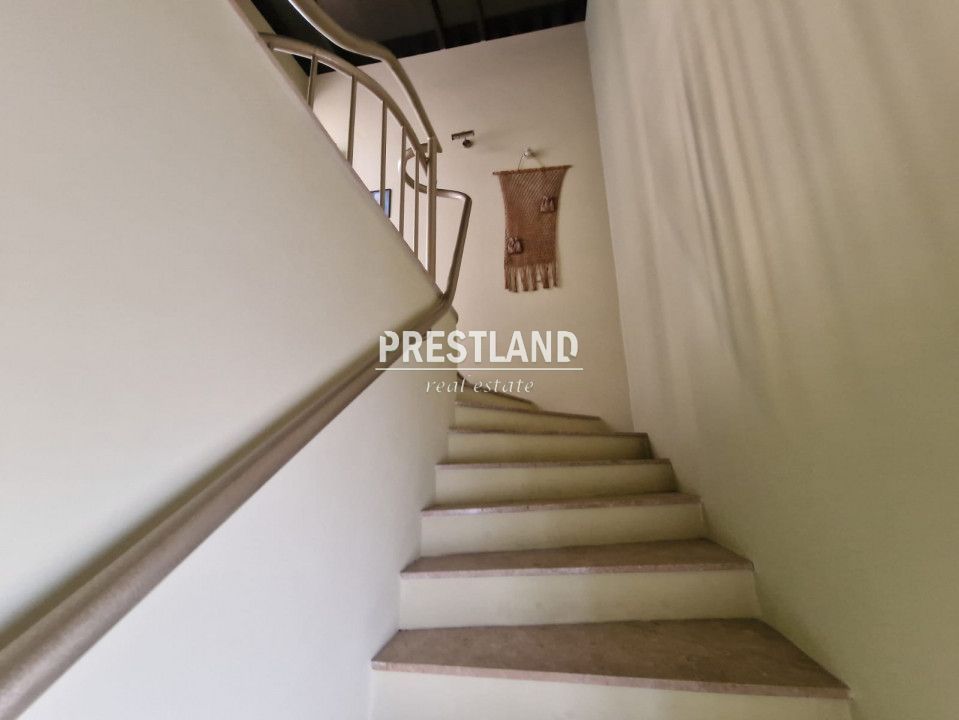 Vila zona Sub Arini!! - Poză 4