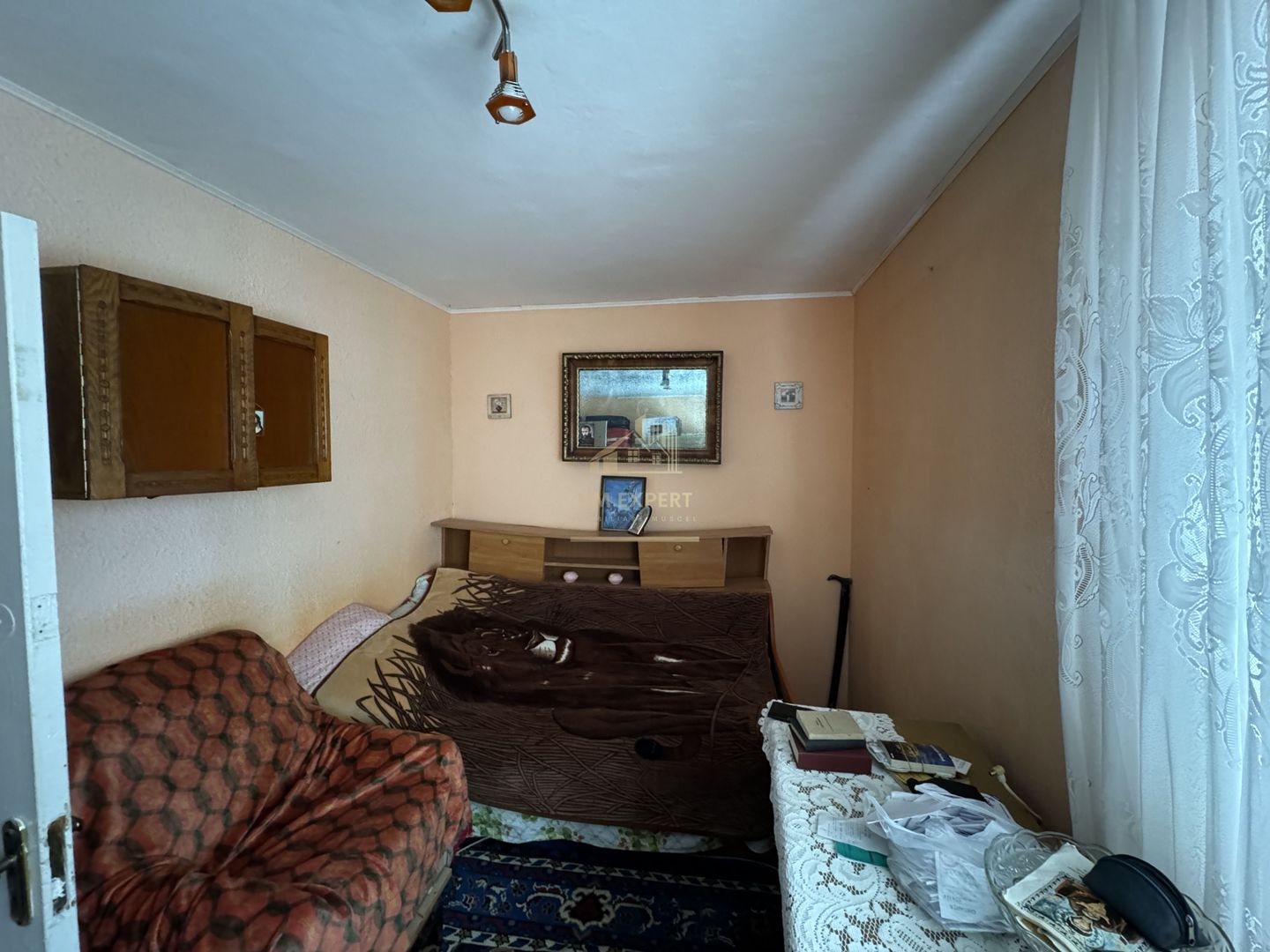 APARTAMENT 2 CAMERE PARTER CAMPULUNG - Poză 3