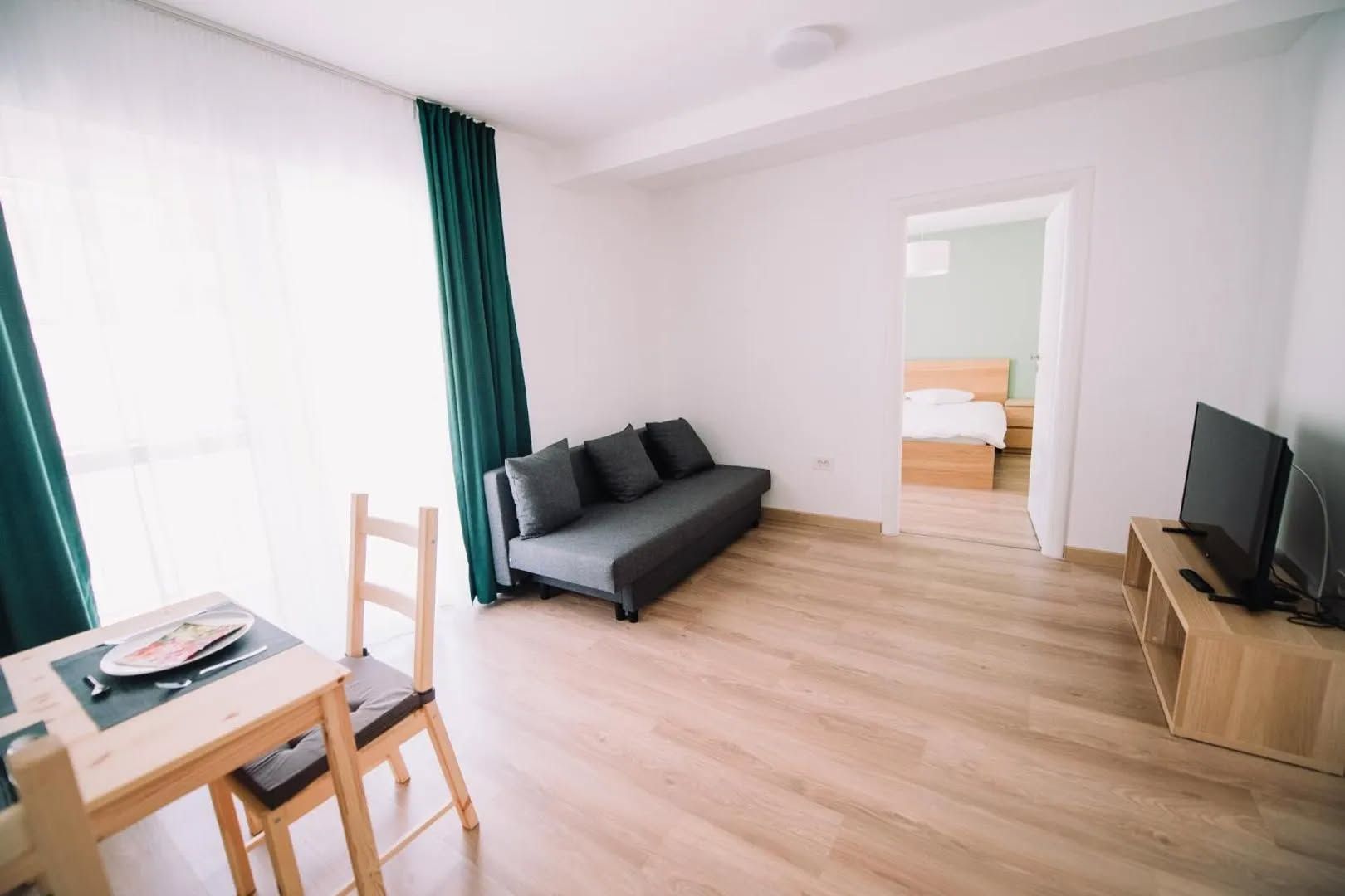 Ap cu 2 camere la cheie, mobilat/utilat + parcare inclusă-99000 e+tva - Poză 13