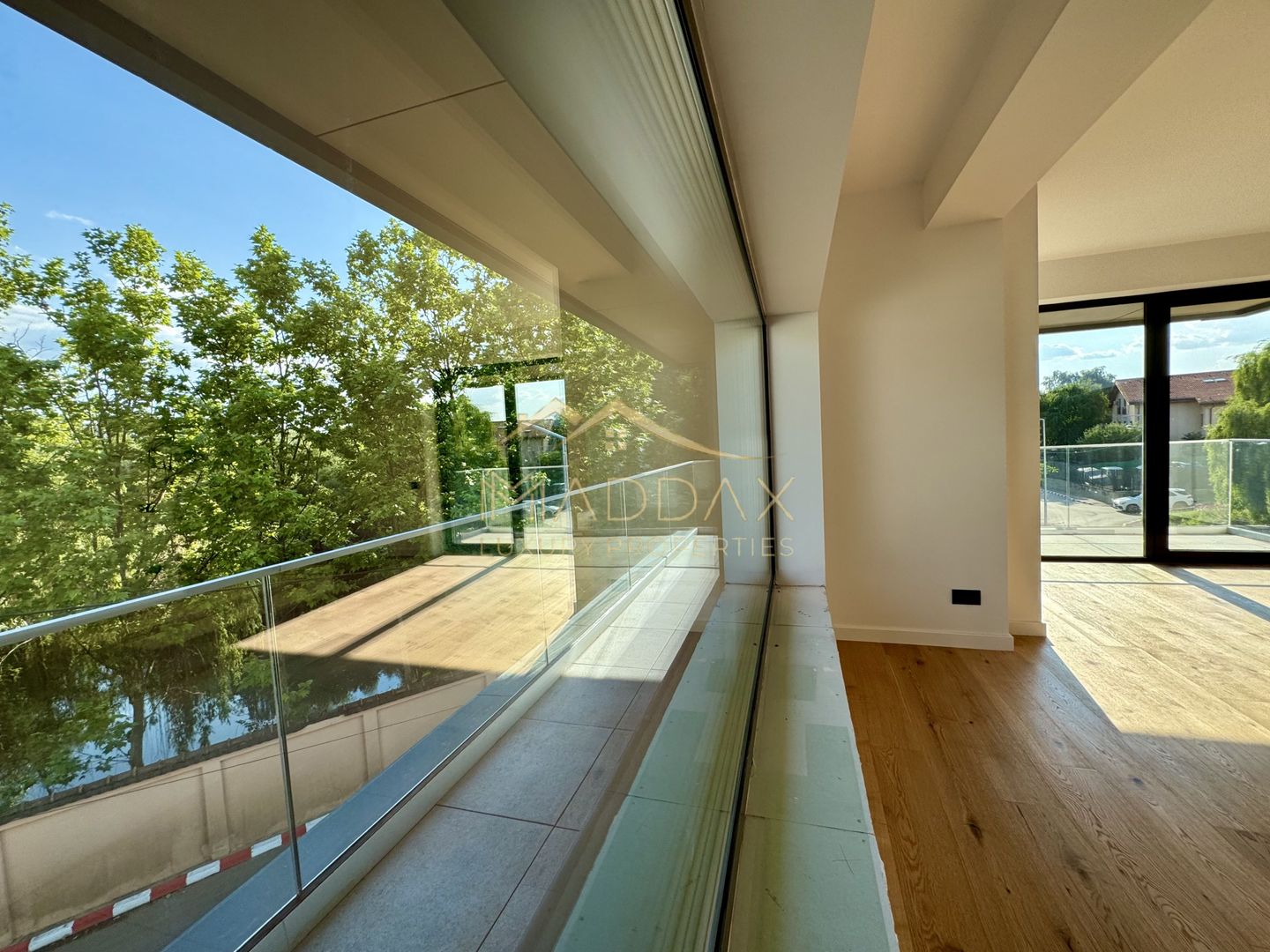 Vila cu 5 camere  *366mp* / Curte privată + piscina*315mp*/ Pipera - Lake View - Poză 25