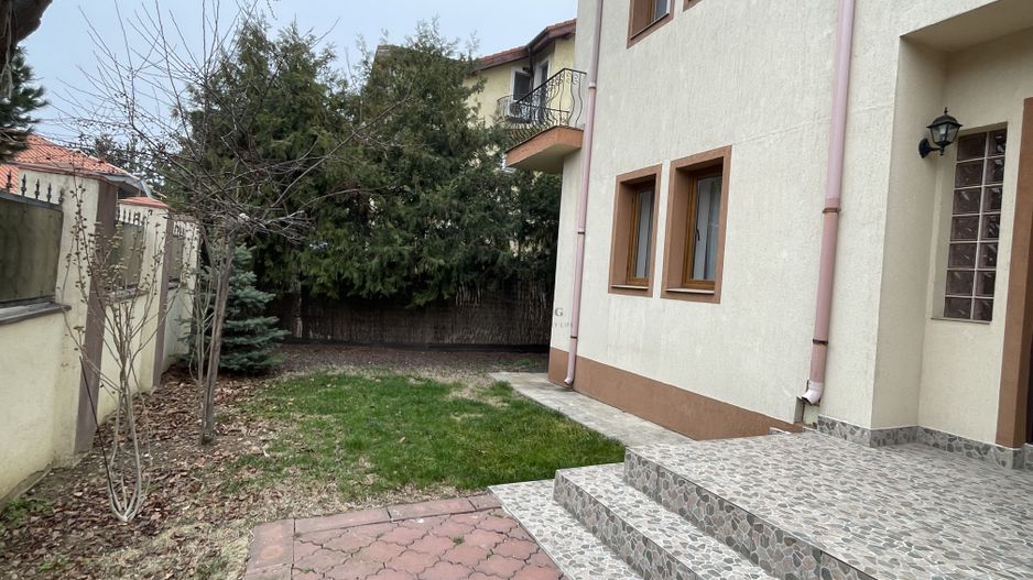 VILA CU 5 CAMERE LA INCHIRIERE LANGA BRITISH SCHOOL - Poză 17