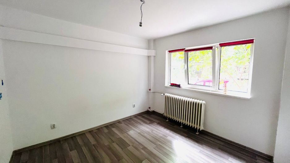 APARTAMENT MODERN RENOVAT DECOMANDAT BLOC 1984 - Poză 12