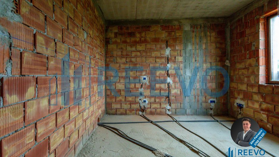 Vilă spațioasă cu vedere la pădure, la doar 15 minute de Bacău! - Poză 18