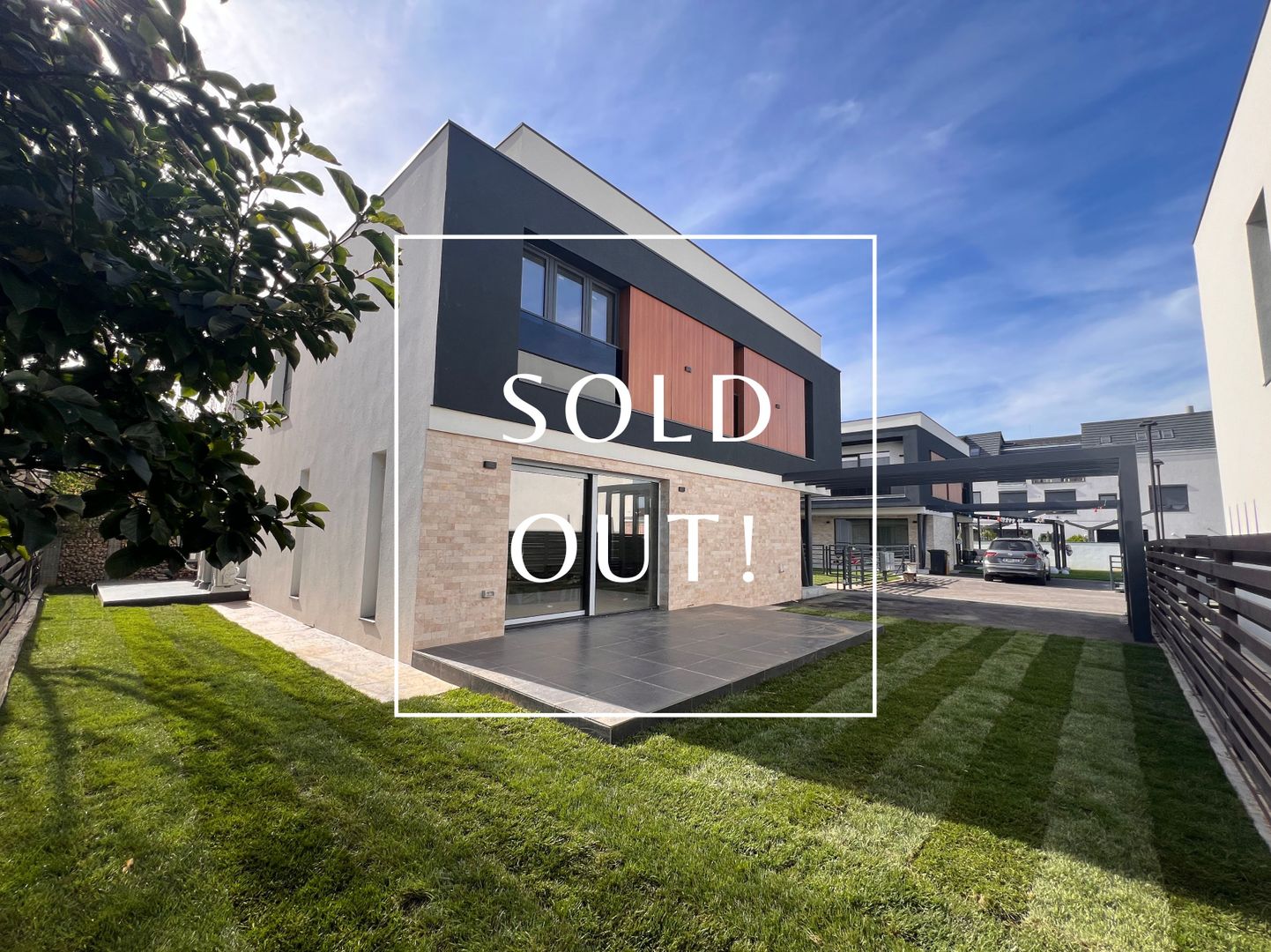 NORTH VILLAS 2 - Poză 1