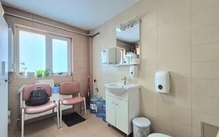 Cabinete stomatologice / medicale zona Astra Brasov - 85,24 mp - Poză 11