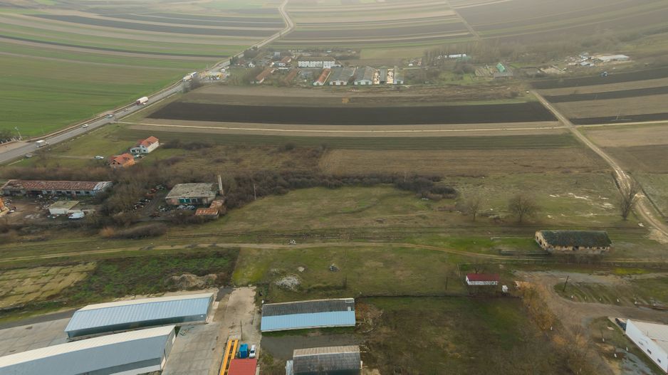 33 parcele intravilane 2 ha în Chișineu-Criș - Poză 7