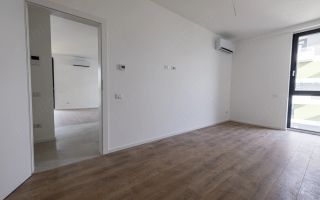 Apartament 2 camere bloc nou Torontalului - Poză 4