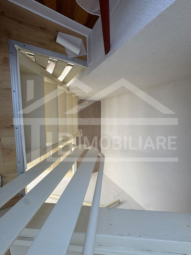 Casa cu 4 camere, 180 mp, Zona Semicentrala - Poză 12