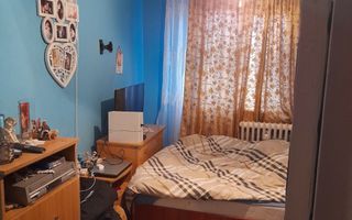 Vand apartament 3 camere zona Casa de cultura - Poză 8