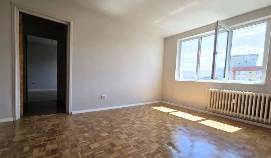 Vedere Panoramică spre Munți 2 Camere Sud Etaj 7/8 zona Garii Victoriei - Poză 1