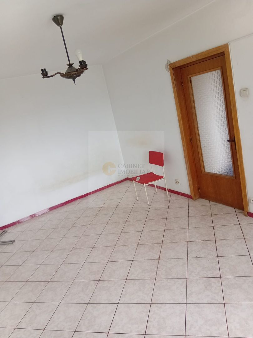 2 Camere - 55MP | Decomandat | 1985 | Metrou Crangasi la 10 minute - Poză 3