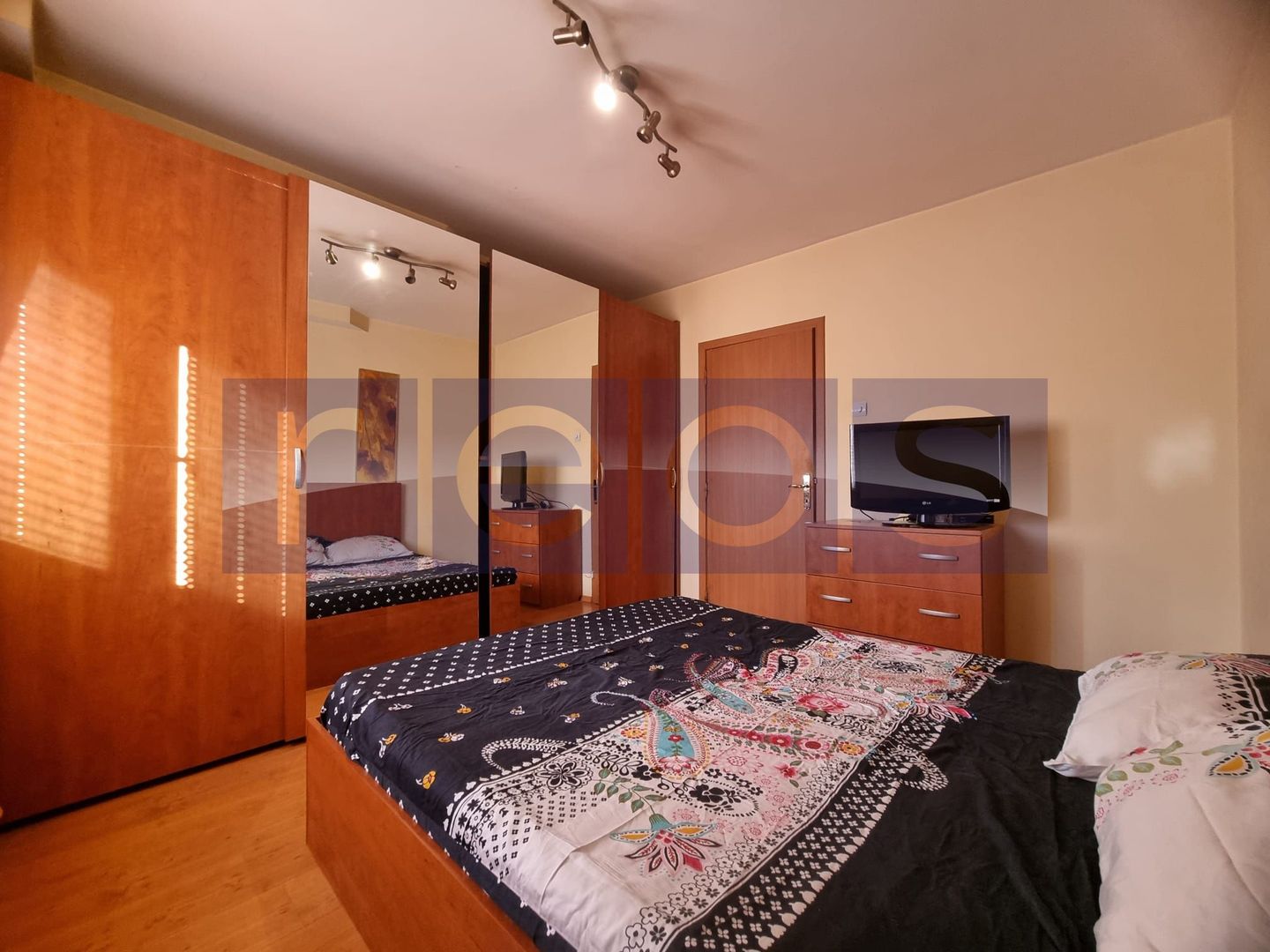 VANZARE 2 CAMERE- DECOMANDAT- TIMPURI NOI - Poză 5