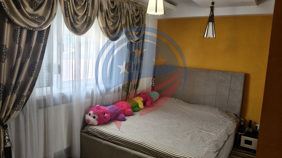 Apartament de vânzare Rovine - Poză 1
