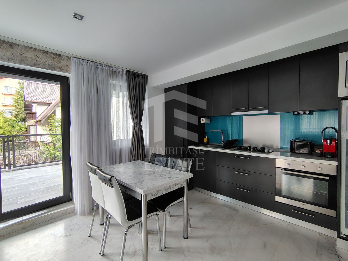 Mobilat utilat integral MODERN | Terasa 36 mp | Predeal - Poză 8
