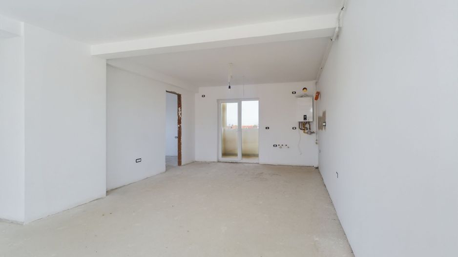 Apartament 3 camere, zona Torontalului - Poză 2