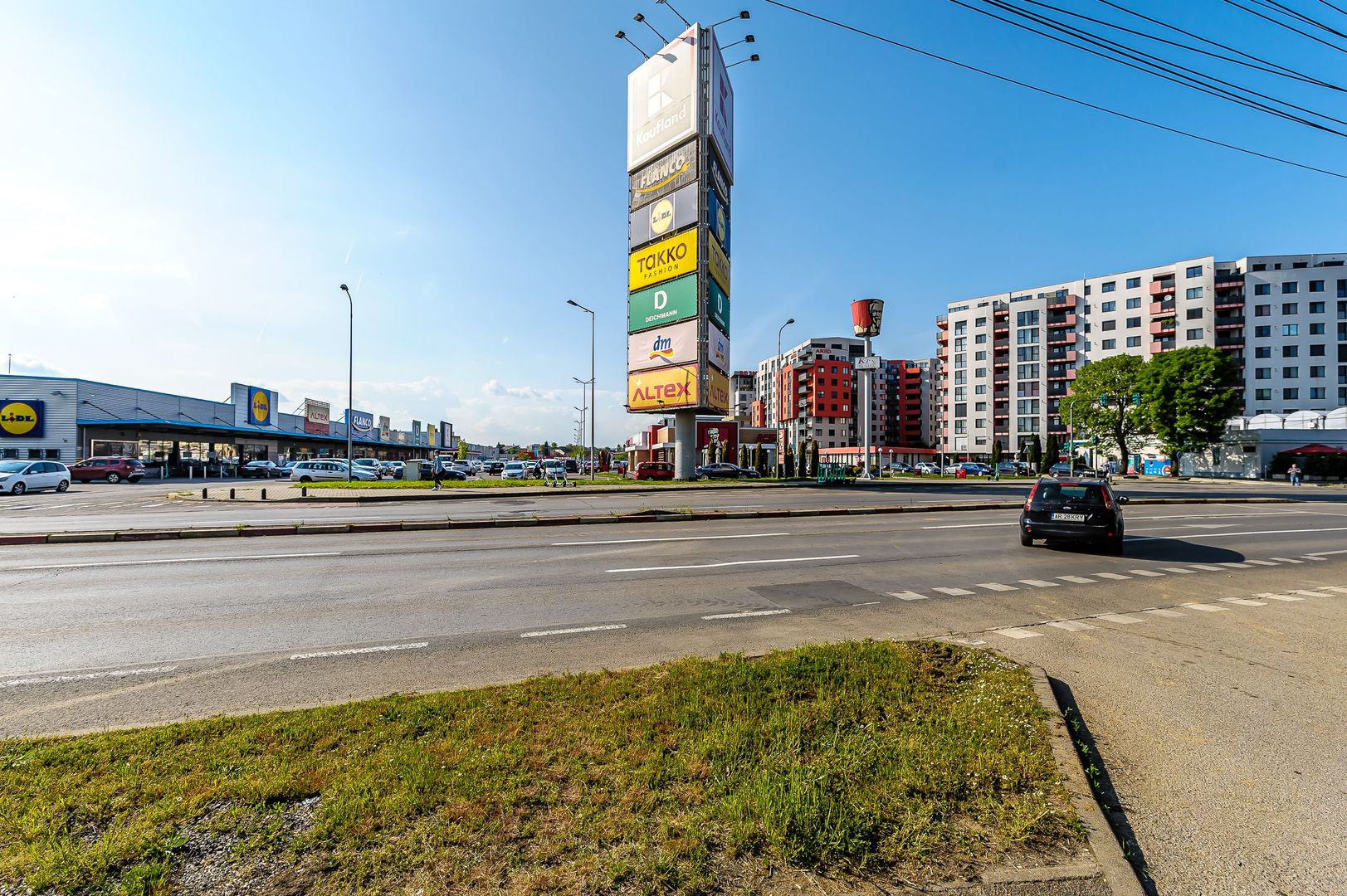 Apartament 3 camere renovat - zona Banu Mărăcine - Poză 7