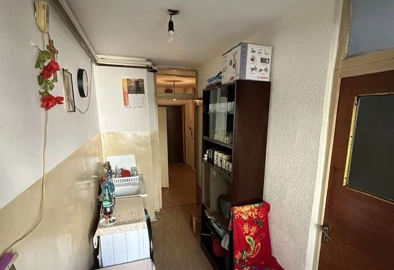 Garsonieră de vânzare decomandată 40mp, zonă Rahova - Poză 3