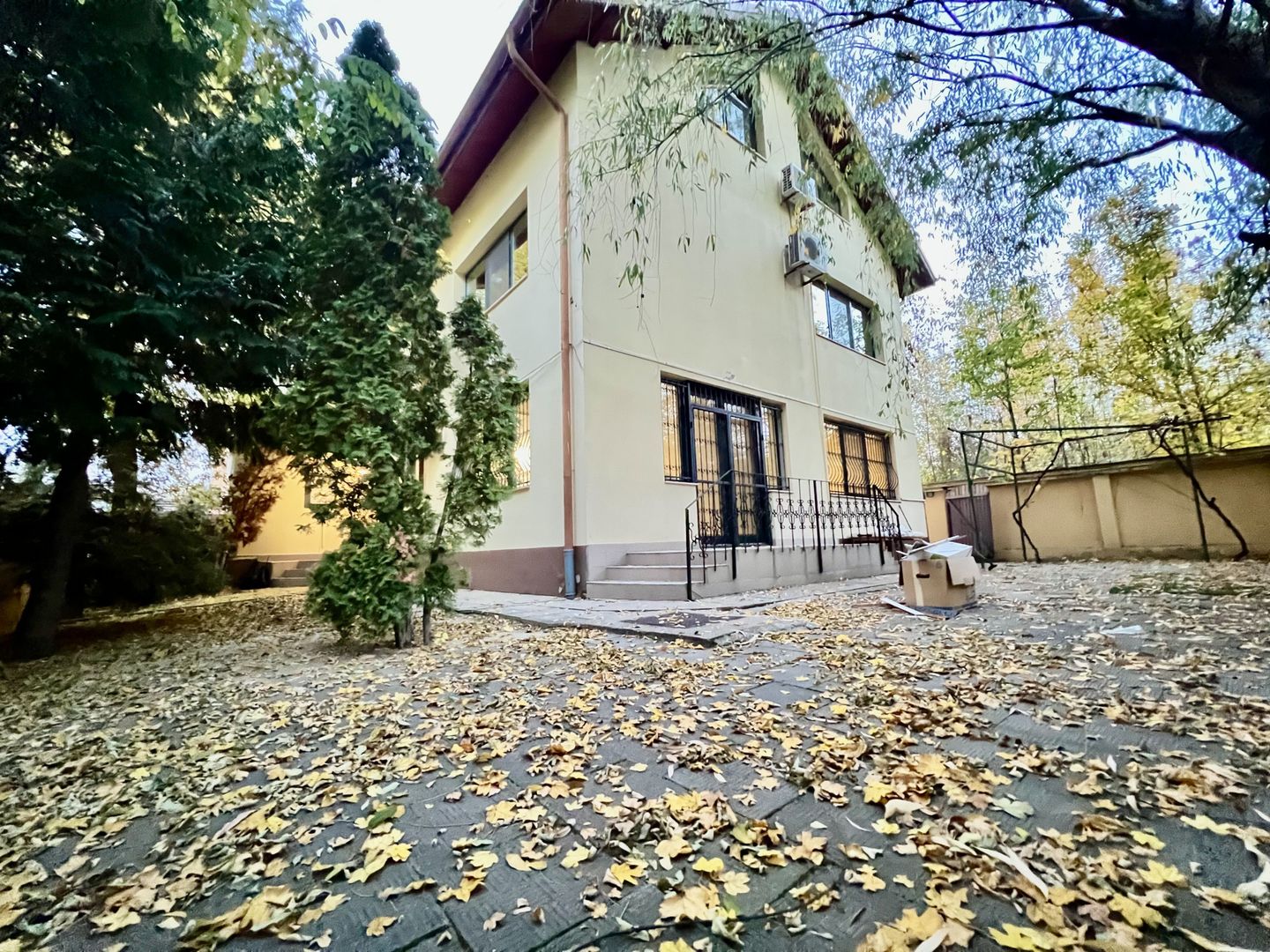 Vilă elegantă 4 camere  | Cartierul Francez / Herastrau - Poză 1