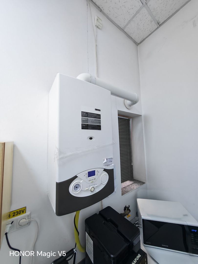 Birouri luxoase in zona centrala - Poză 16