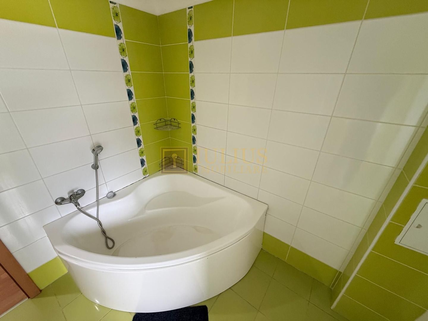 2 camere, loc de parcare privat, Dumbravita - Poză 6