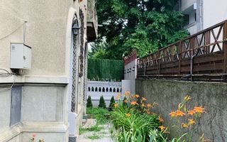 - Super oferta - Apartament 3 camere cu mansarda si curte Cotroceni - Poză 5