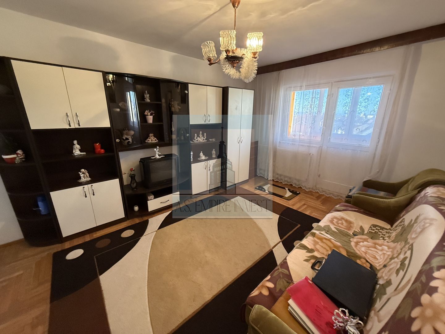 Apartament 3 camere decomandat, 2 bai - zona Gemenii/Florilor - Poză 1