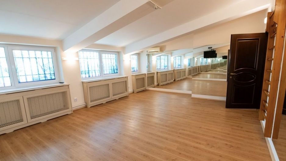 Vânzare vilă 22 camere, 883mp | Piscină privată - Poză 5