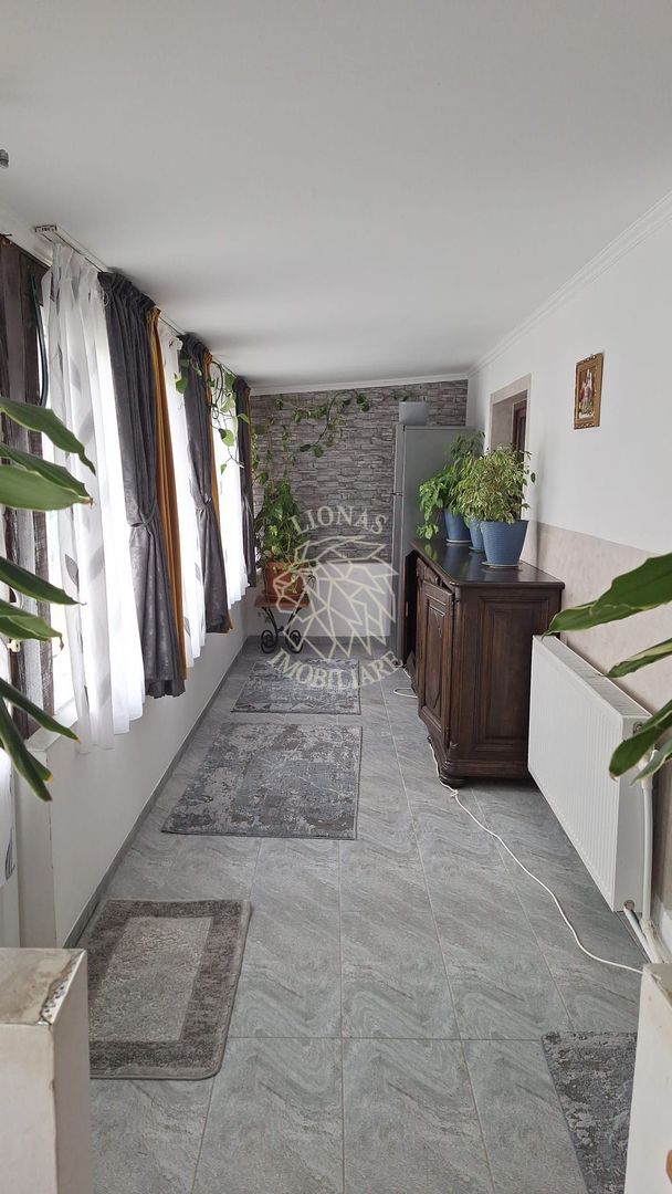 2 Case 240 mp-teren 1328 mp-livada-Cristesti 48 km de Piatra-Neamt - Poză 2