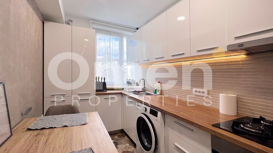 Apartament 2 camere, 50 m², complet mobilat – zonă excelentă. - Poză 1