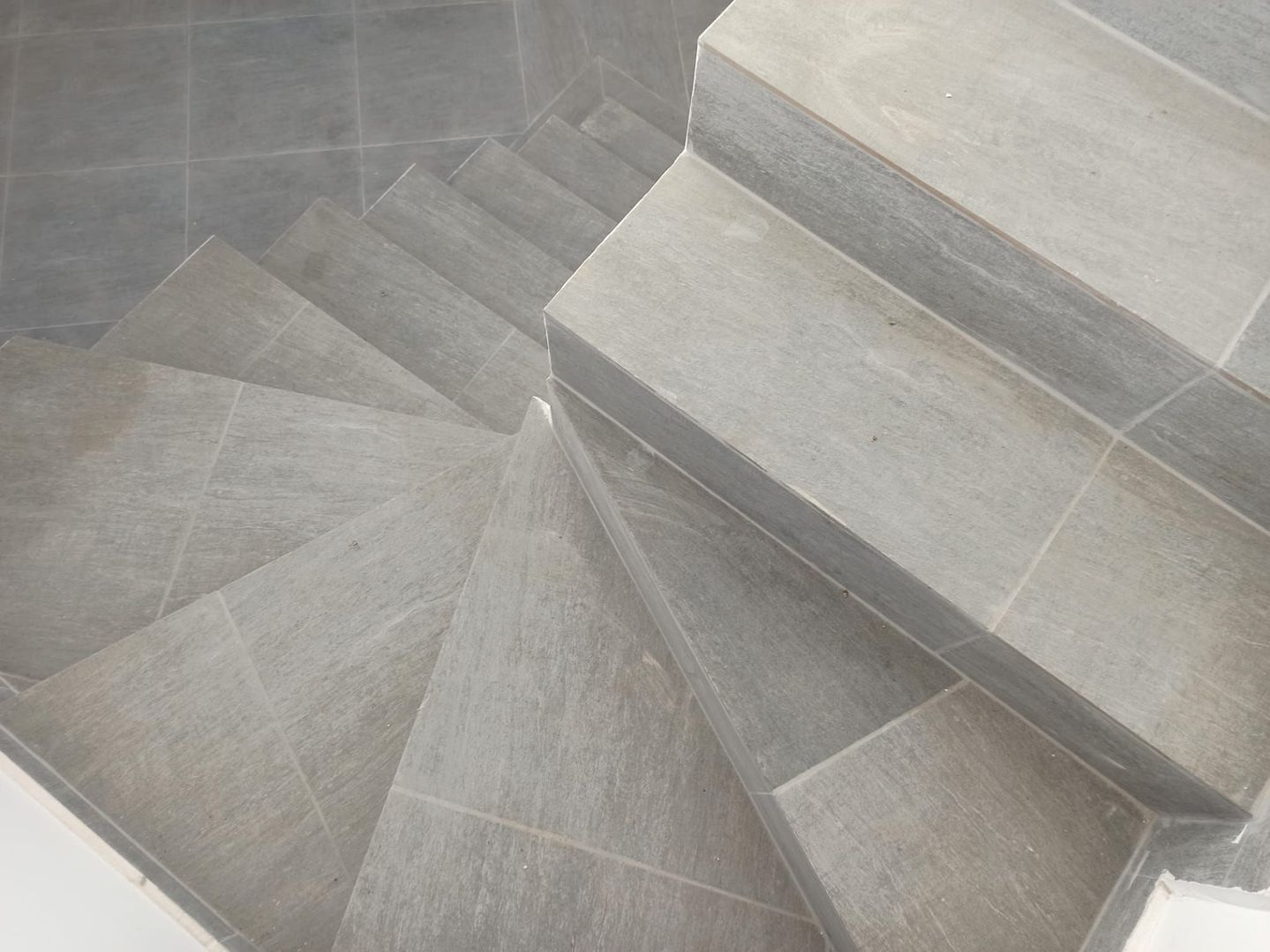 vila gata in duplex/5cam+2bai+150mp curte libera/comBerceni -Ilfov - Poză 15