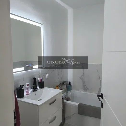 Apartament 3 camere, 2 bai, balcon, Teilor - Poză 7