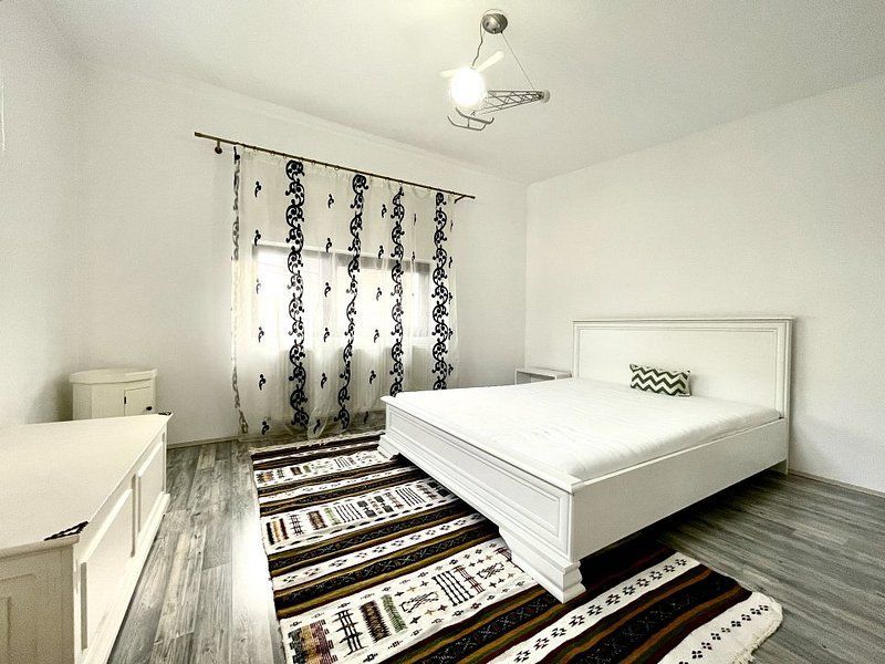 Casa de închiriat langa Iulius Town - Poză 4