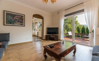 Vila de lux,  de inchiriat! Drumul Poienii! - Poză 44