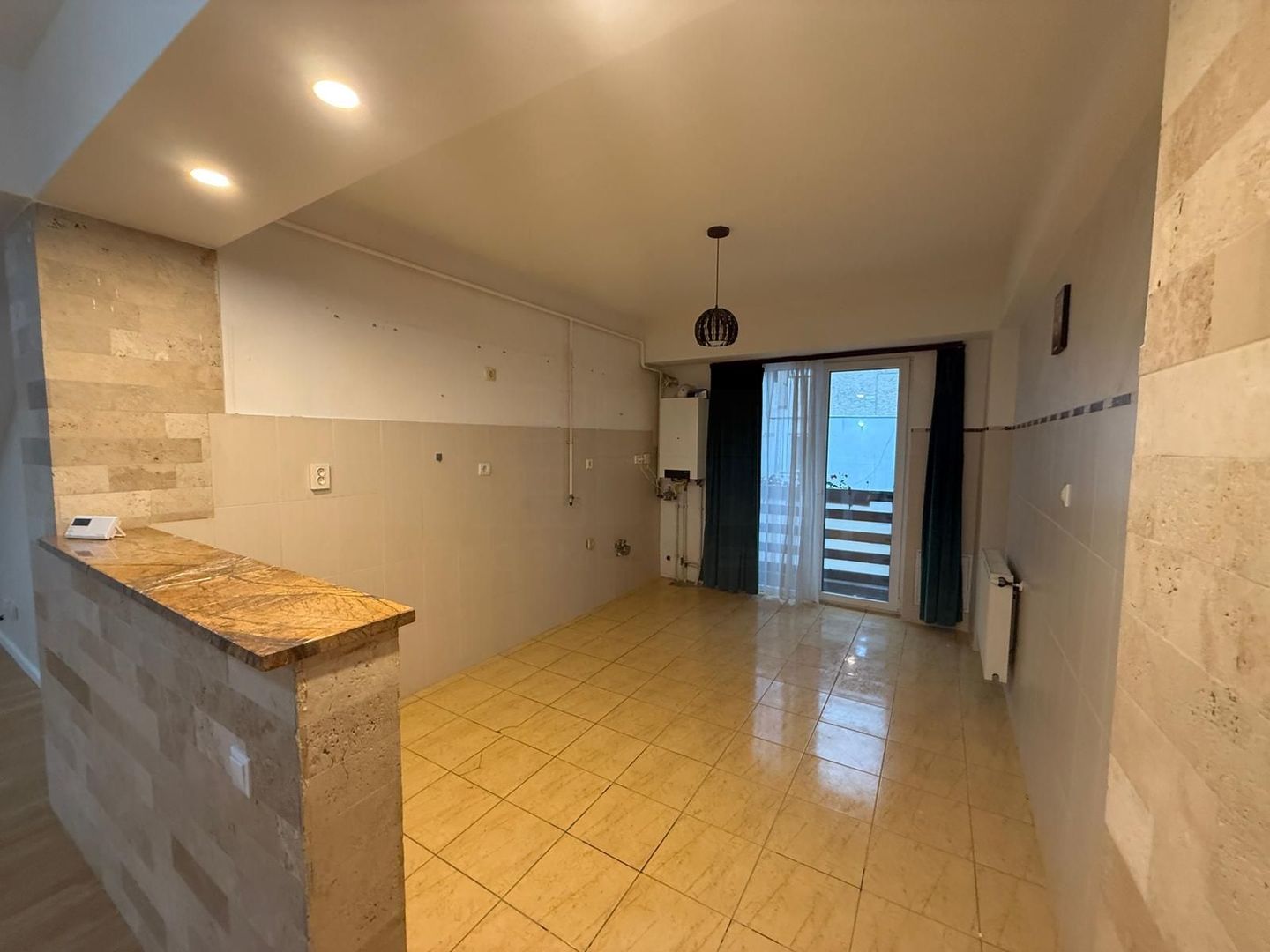 APARTAMENT 2 CAMERE  | 80 MP | 300 EURO | RĂDĂUȚI - Poză 4