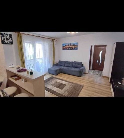 Giroc-Unitatea Militara | 2 Camere | Etaj 1 | Loc de parcare - Poză 3