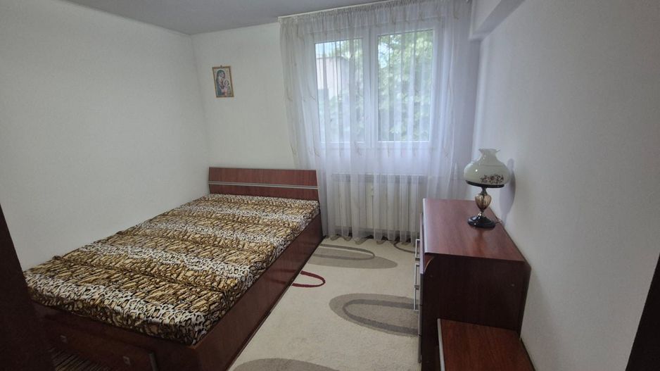 Ap 3 camere Titan - Piata Miniș mobilat/utilat - Poză 7