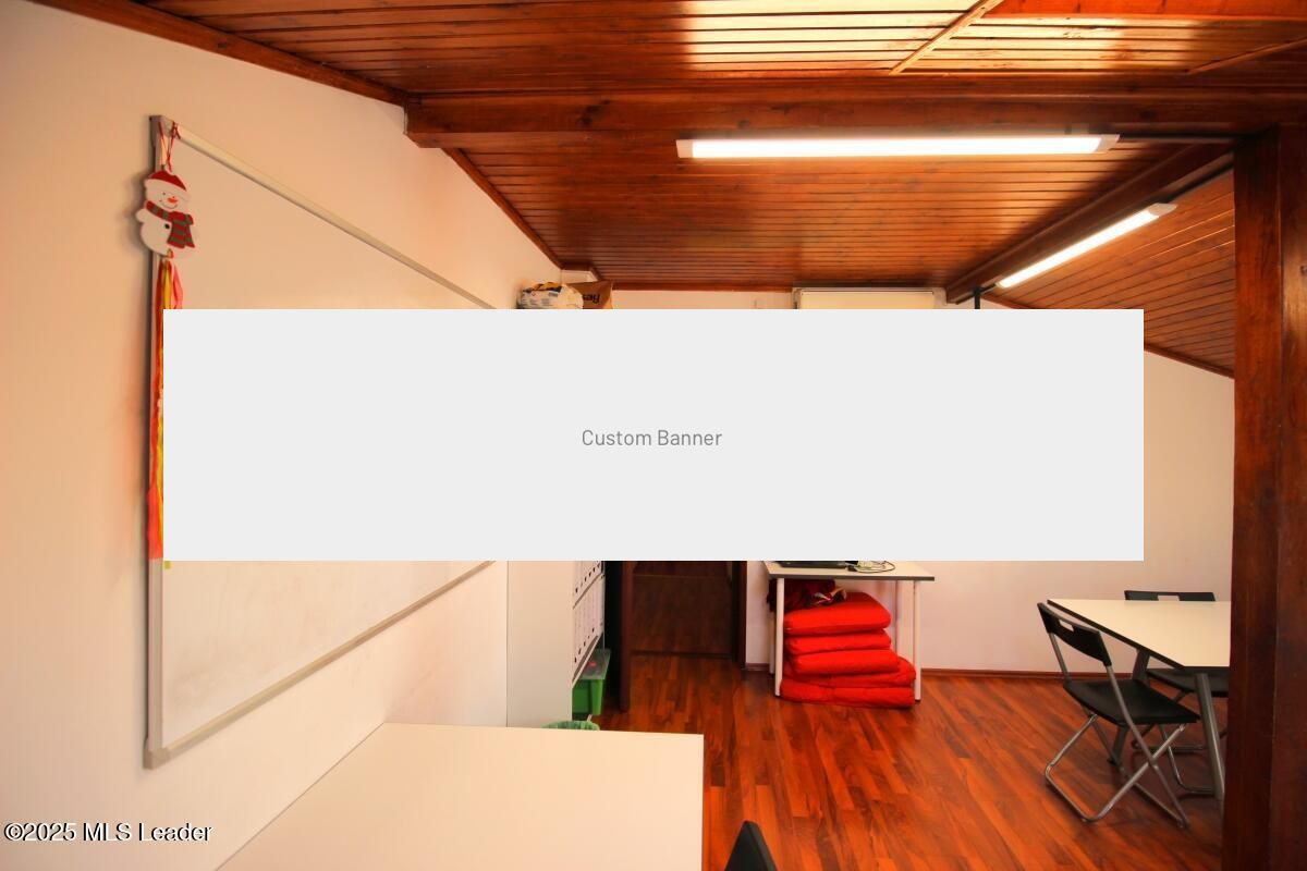 Salcamilor - Bd. Dacia, Vila renovata 223 mp utili, inchiriata! - Poză 69