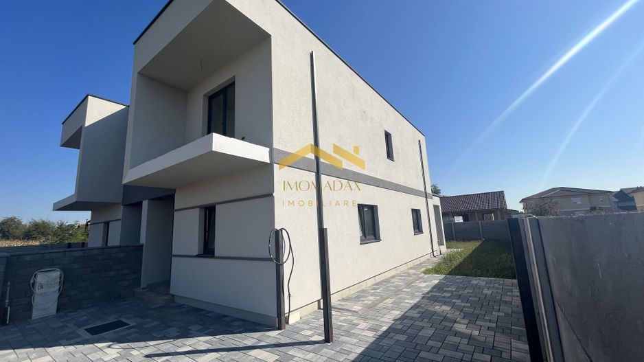 Duplex| 4 camere| Mosnita Veche - Poză 2
