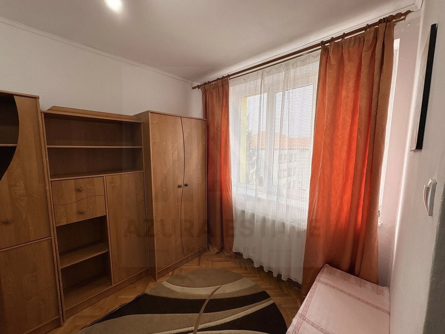 Apartament 2 camere centrală termică si calorifere noi Mihai Viteazu - Poză 7