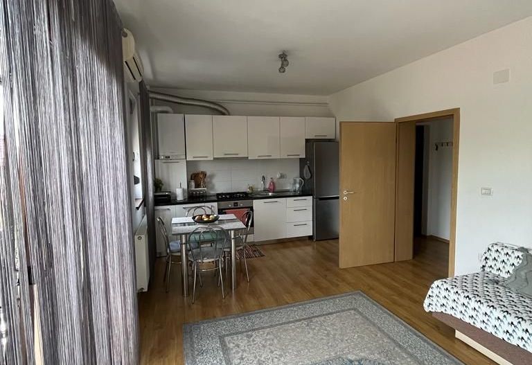 Apart bloc nou etaj 1, Complex -Judetean +loc parcare - Poză 12