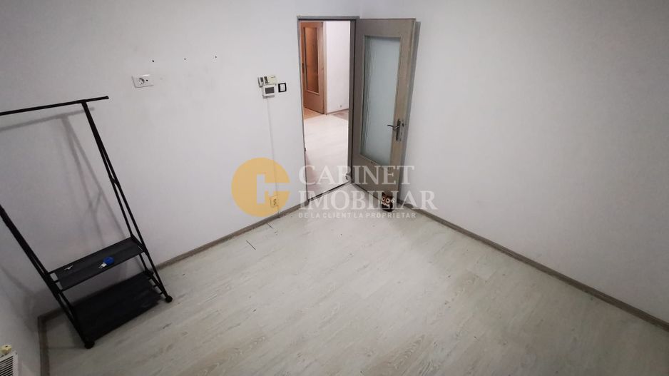 4 camere decomandat - 80mp – Frumoasa, Iași – parter bulevard - Poză 7